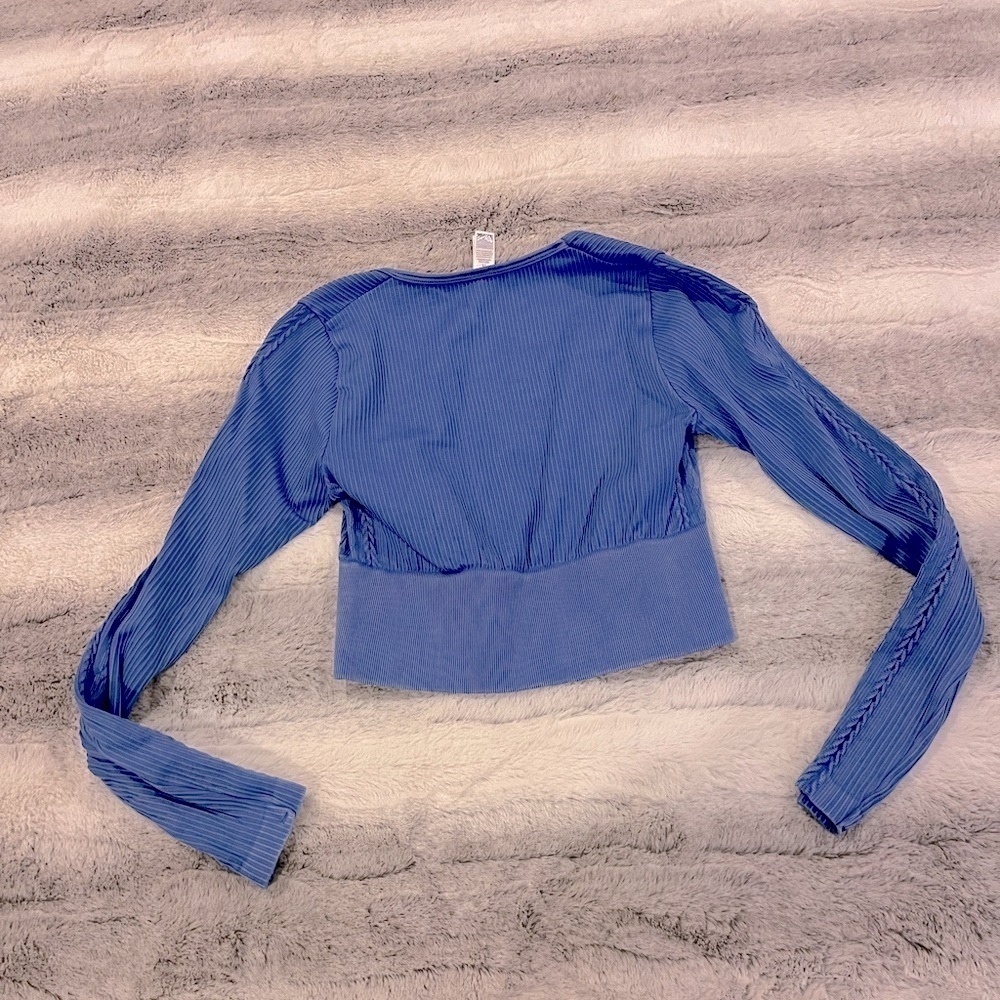 OFFLINE by Aerie Seamless Cable Knit Long Sleeve Crop | Size S | Blue Athleisure - Picture 6 of 6